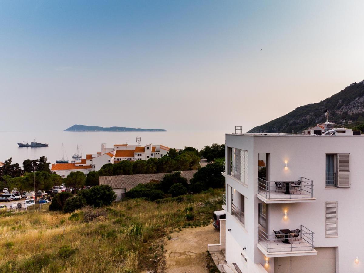 Seaside Elegance Suites Комижа Екстер'єр фото