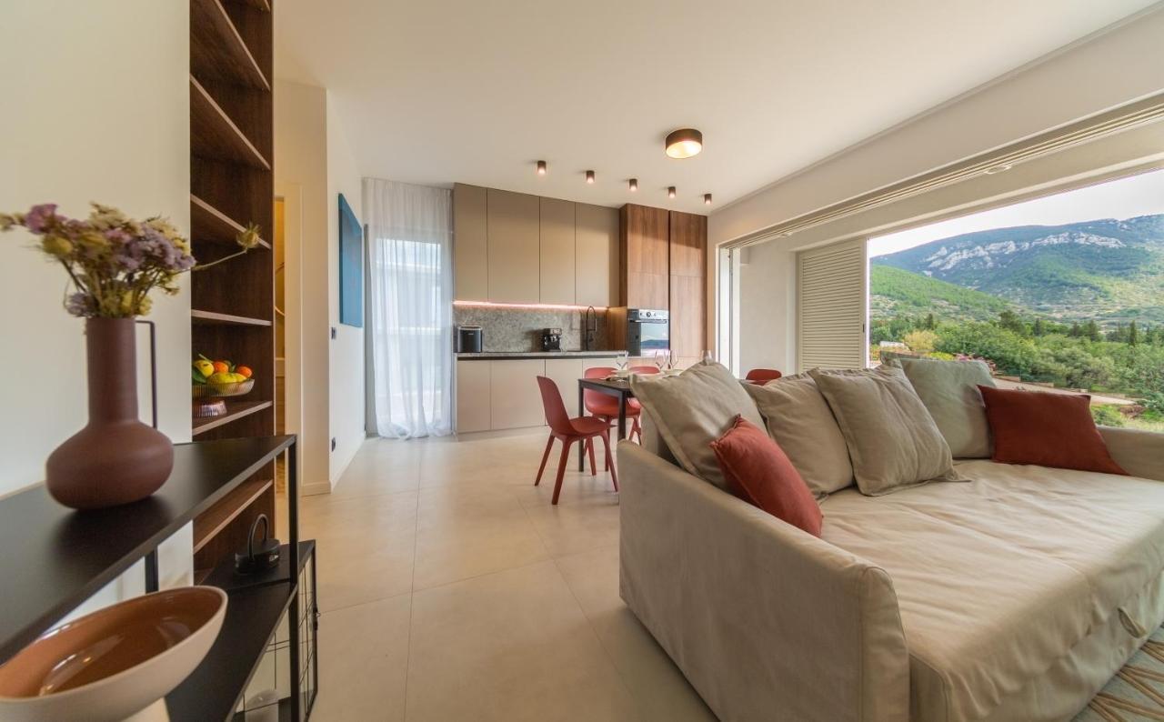 Seaside Elegance Suites Комижа Екстер'єр фото