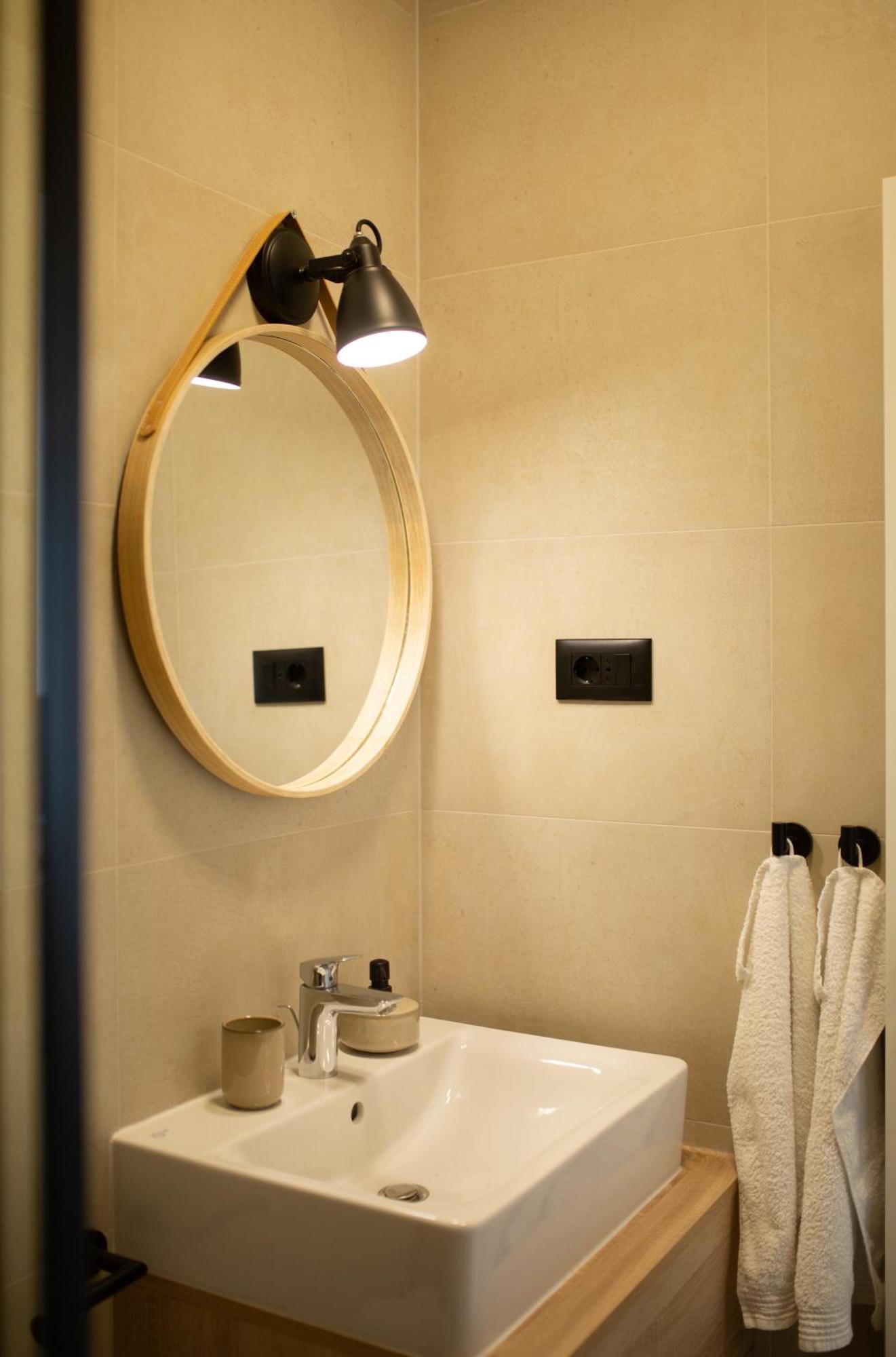 Seaside Elegance Suites Комижа Екстер'єр фото